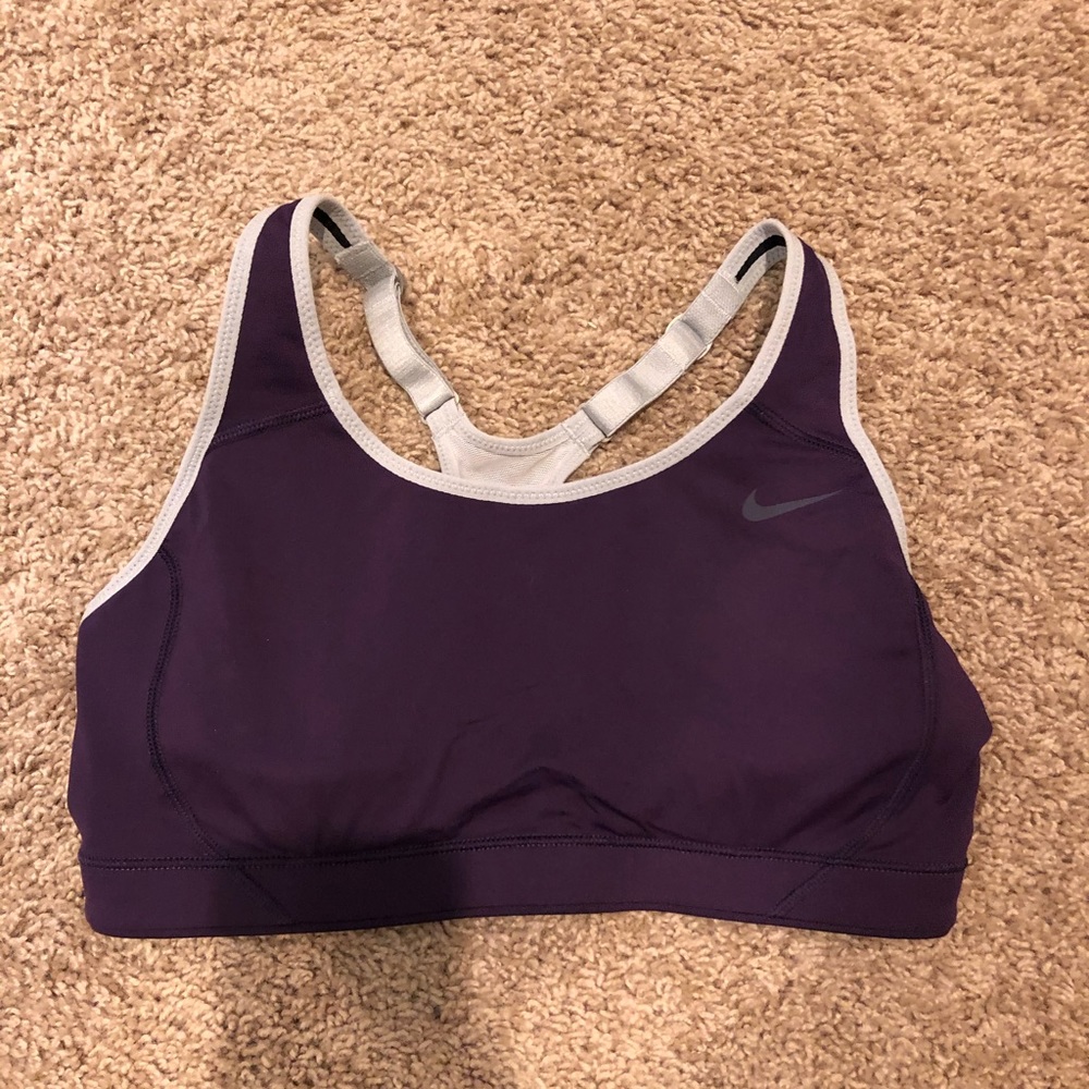COPY - Nike sport bra